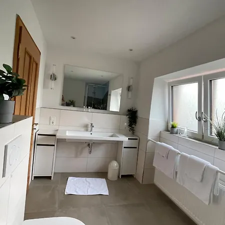 Gaestehaus Koen - Farfalle * Zeltingen-Rachtig